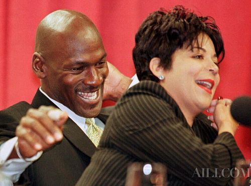 ��D��Ⱥ˽���ӱ�� NBA��Ԫ�����Ʈa