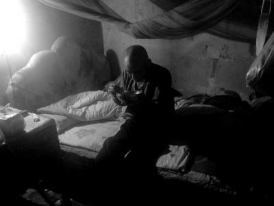 �����˺�Ҋ�еĸ��H���Ծ�ס��Մ�����������ʾ��Ը��׷����