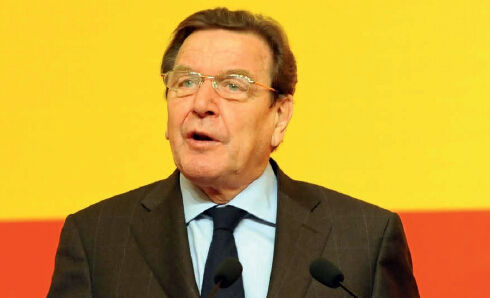 德國(guó)前總理施羅德