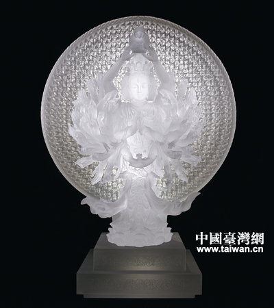 楊慧姍創作的千手千眼觀音造像 楊慧姍創作的千手千眼觀音造像