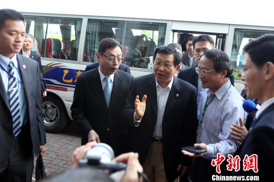 ꐵ���L���|�r�ƈ@�^:��̓�������ի@�ܴ󣨈D��