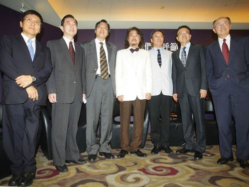 中央日報:兩岸要冷靜務實研討“大一中架構”