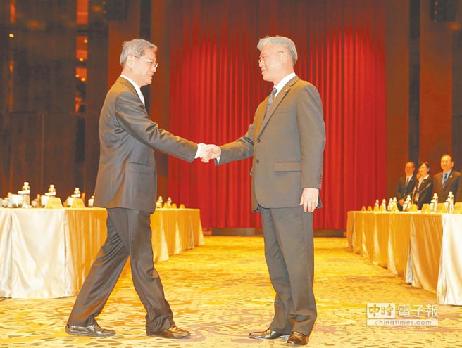 9月上旬夏張二會(huì) 聚焦臺(tái)胞卡 9月上旬夏張二會(huì) 聚焦臺(tái)胞卡