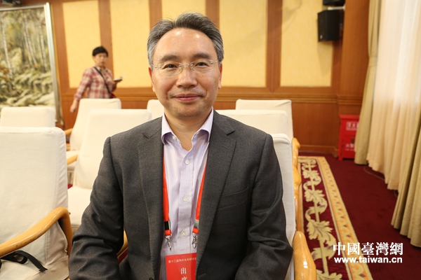 廈門大學臺灣研究院經濟所所長、教授唐永紅接受中國臺灣網專訪。(中國臺灣網 宣玲玲 攝) 廈門大學臺灣研究院經濟所所長、教授唐永紅接受中國臺灣網專訪。(中國臺灣網 宣玲玲 攝)