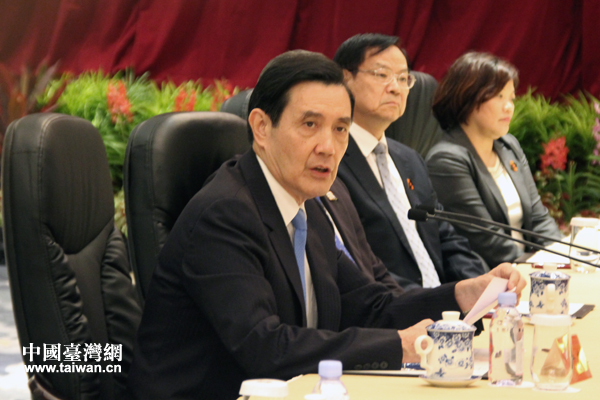 兩岸領(lǐng)導(dǎo)人在新加坡舉行會(huì)面 兩岸領(lǐng)導(dǎo)人在新加坡舉行會(huì)面