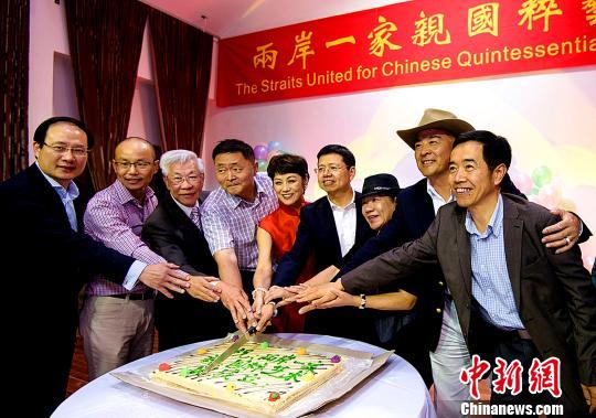 ���ɰ�һ���H����ˇ�g�F����Ϥ�����