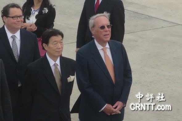 ���Ѳ���󣩺ͱ���⣨�ң��Ⱥ��RӢ�ŵČ��Cͣ����