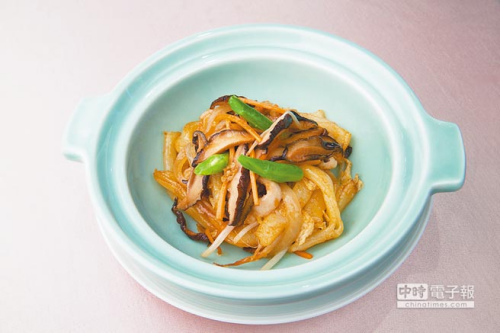 圖為客家炒粄條。圖片來源:臺灣《中時電子報》