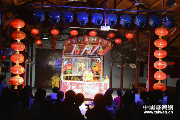 �ɰ��������M��ͯ��患��^������ͯ���{������