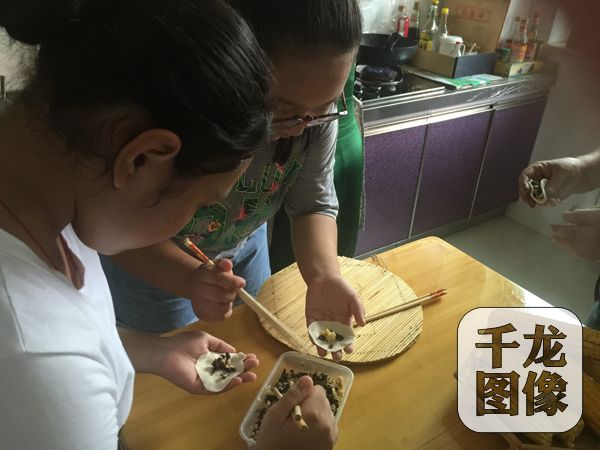 臺灣家庭走進北京房山區 與大陸家庭結對交流 臺灣家庭走進北京房山區 與大陸家庭結對交流