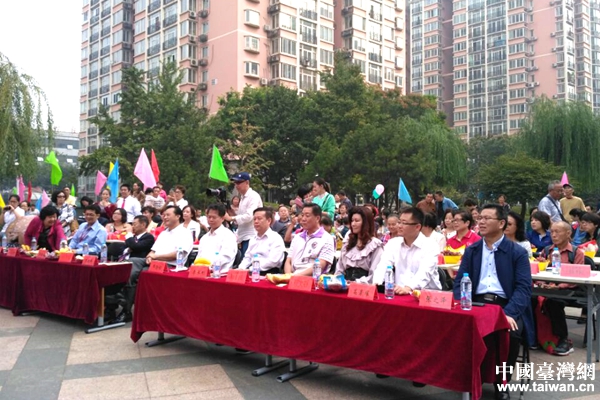 �_�¼��e�^������