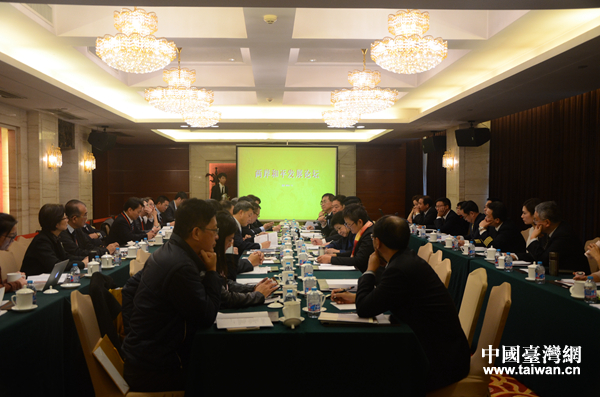 ���ɰ���ƽ�lչՓ��������M��Փ��