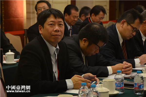 �_������������ƽ�lչՓ��:�Գ�"�Ŷ����R"����δ��