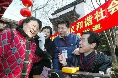 ���_�����꿴�ɕ�����ԣ�c:�_��Ҫ�Ѵ�ꑮ��Լ��ļ��������H����Ո�����ƽ�_