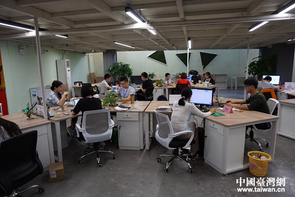 “兩岸青創交流參訪團”走訪廣州市眾創五號空間 “兩岸青創交流參訪團”走訪廣州市眾創五號空間