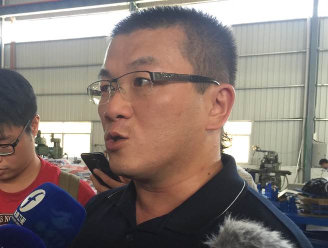 ���}�C(j��)е�Ĉ�(zh��)�и��������S��������Ӱ��ˣ����I(y��)���_(t��i)����ƽ�Ƽ���W(xu��)�C(j��)е����ϵ