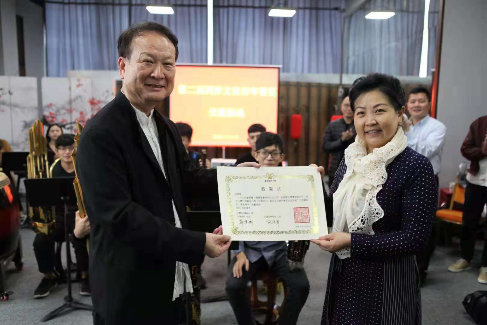 �ڶ��Ãɰ��Ļ�����ݼӢ����������س��������