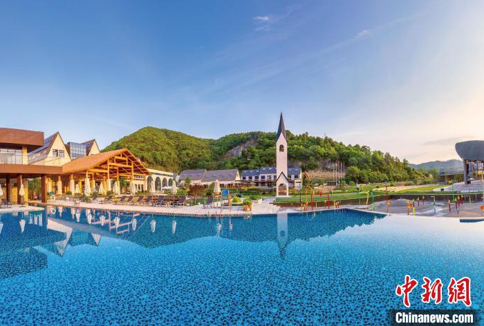 【十年@每一個奮斗的你】“登陸”臺商的多元跨界故事:一把傘撐起一個個喜歡