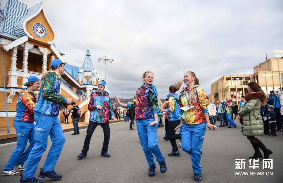 �����W������1���옷�ġ���(y��n)������С�ݡ�