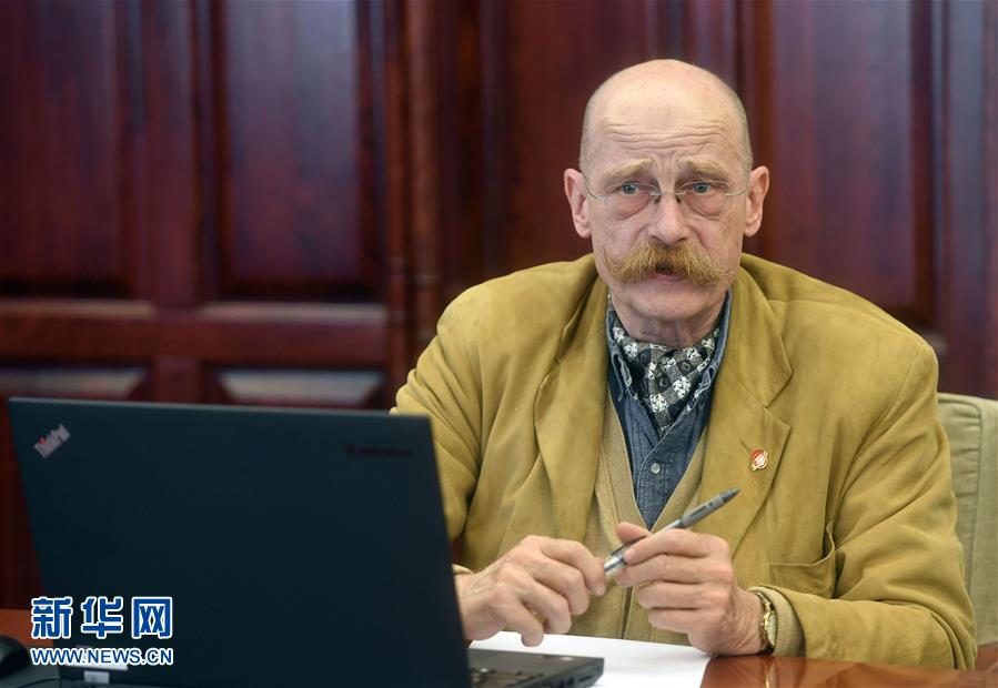 (�D�Ļ���(d��ng))(3)�Ї�(gu��)�l(f��)չ�M(j��n)���r(sh��)������9���⼮�Z�Ԍ������е�ʮ�Ŵ��(b��o)��