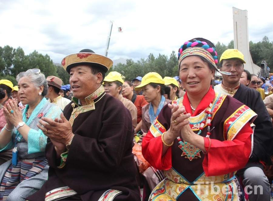 �����B�ġ�ˇ�g�F���M����