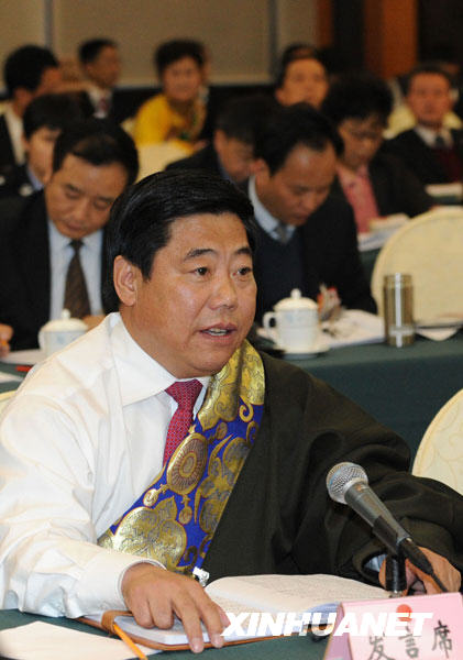 陽春三月,春暖花開。