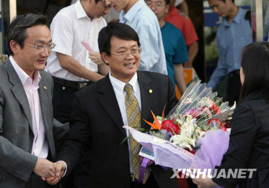 5��13�գ��S�C�Ĺ����l�����ұR���޽��ڣ��Ҷ����߳����x�c��