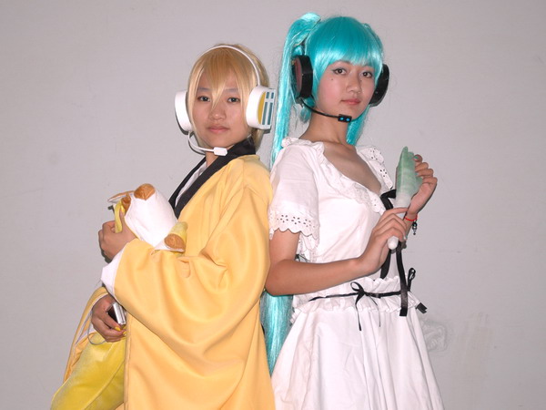 ������(d��ng)����(ji��)�ϵ�COSPLAY - free - ���ǔzӰ����
