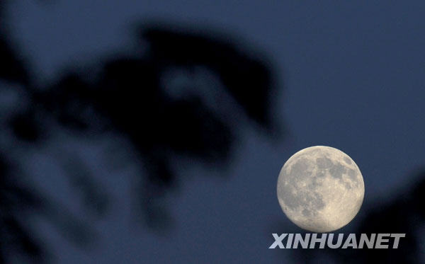 10��3���Ĕz������ϿյĈA����