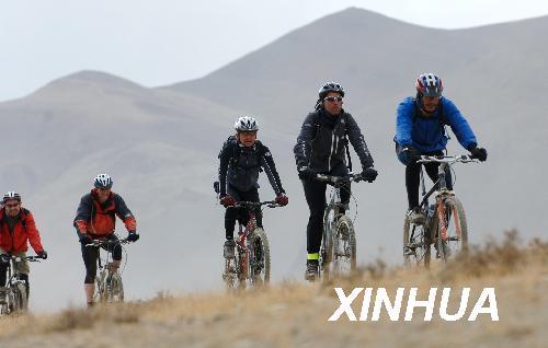 �Y�ψDƬ����������ο��T܇ǰ��������Σ��z��2007��5��14�գ��� ���A��ӛ�� �����_�� �z